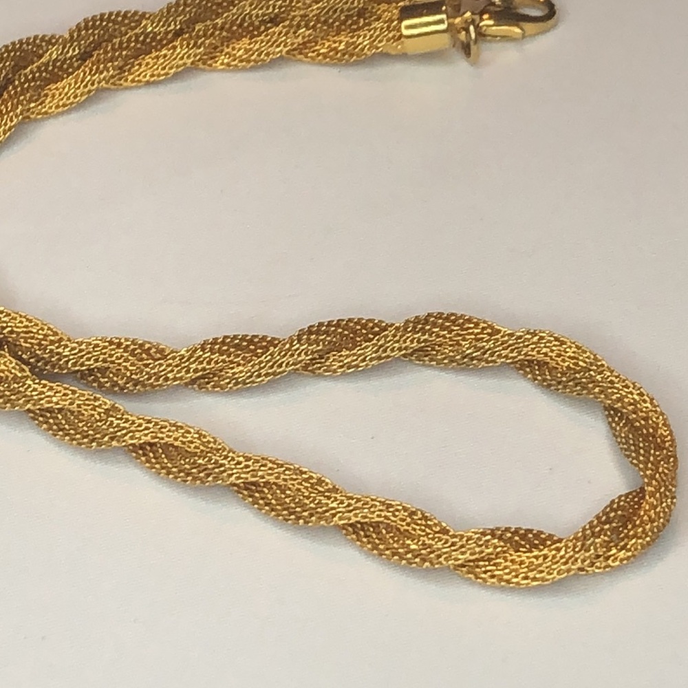 Gold Tone Twisted Rope Chain 18” - Picture 6 of 6